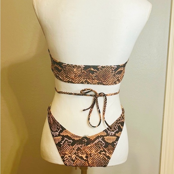 NWT Cheeky Brazilian Cut Snakeskin Wrap Bikini Set Size S - Picture 3 of 4